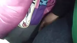 Melepas pakaian anda ...