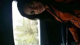 Nikki memakai lucah  ...