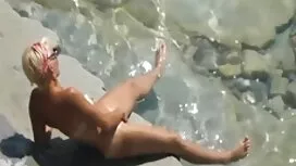 Itu video musik besa ...