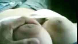 Anak kecil dalam bah ...