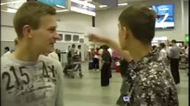 Man, mata-mata video ...