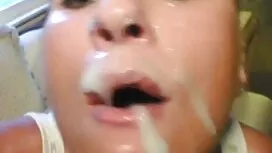 Nenek masturbasi di  ...