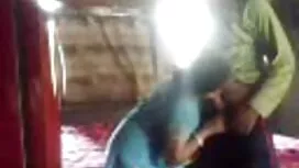 Lelaki yang tinggi m ...