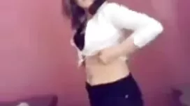 Sarah adalah tergoda ...